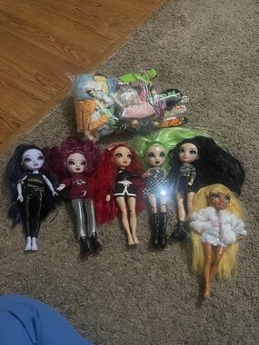 Rainbow high dolls set